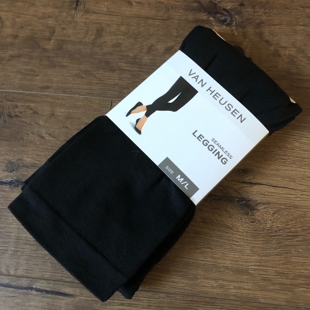 VAN HEUSEN-NWT Black Leggings-M/L